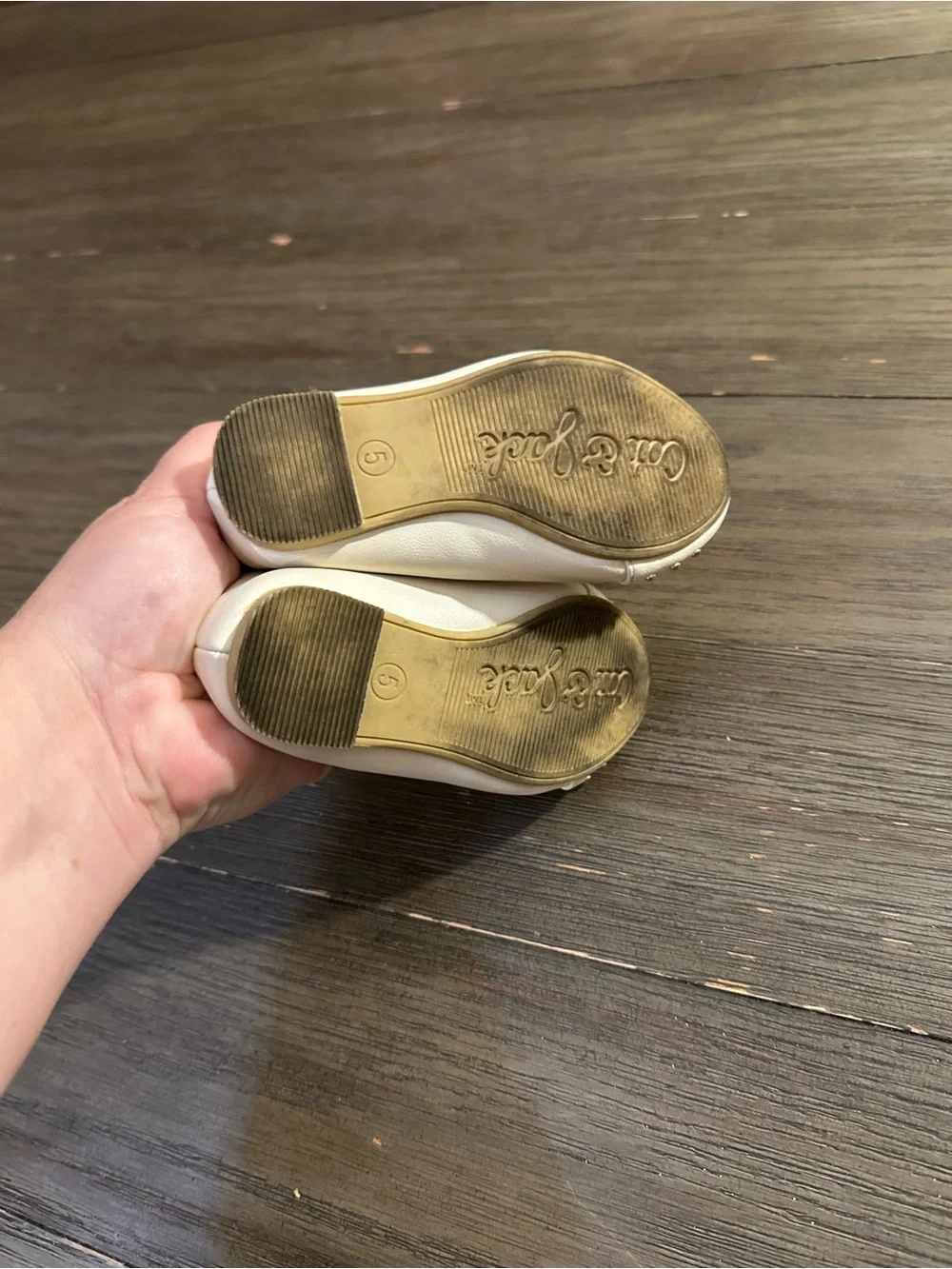 Girls toddler Sz 5 Cream Mary Jane Flats with Studded Toe